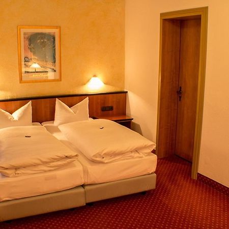 Garni Hotel Schmaus Viechtach Exterior photo