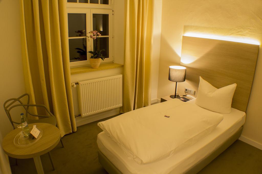 Garni Hotel Schmaus Viechtach Room photo